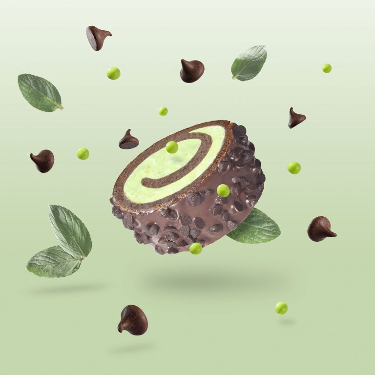 Arte Publicitario de rollos de pastel sabor chocomenta por Fierro Studio.