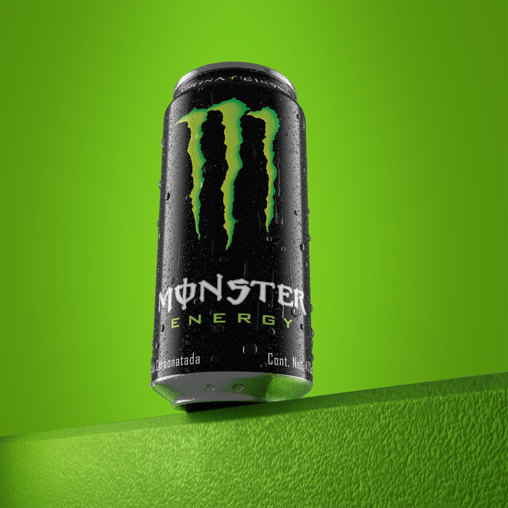 Render 3D de bebida Monster Energy